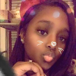 Meet your Posher, Markeya